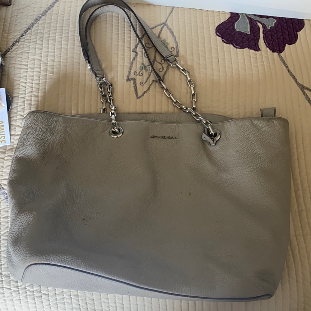 Michael Kors purse needs cleaned